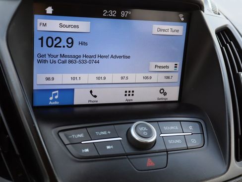 Used 2019 Ford Escape SE FWD image 15