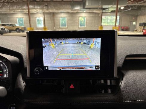 Certified 2025 Toyota RAV4 XLE AWD/4WD image 24