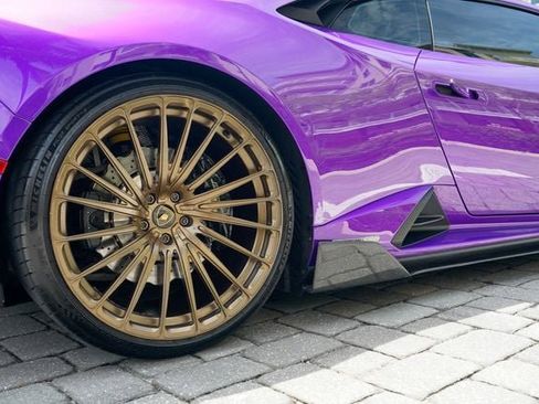 Used 2021 Lamborghini Huracan EVO RWD image 55
