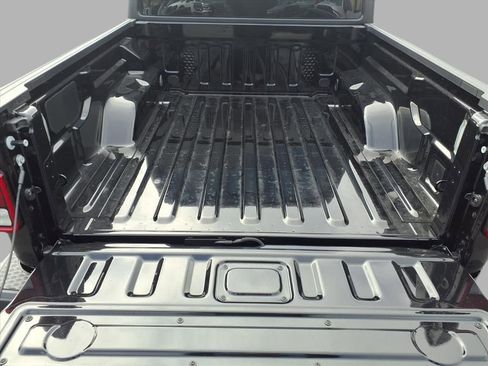 New 2026 Jeep Gladiator Sport image 24