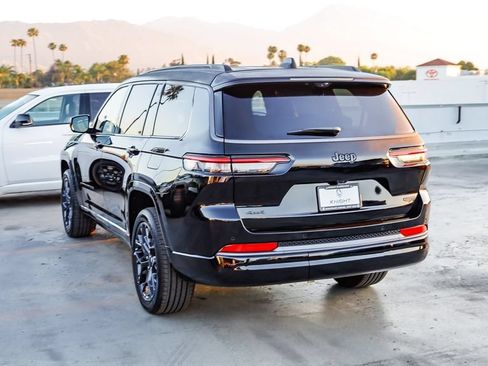 New 2026 Jeep Grand Cherokee L Summit w/ Obsidian Package AWD/4WD image 7