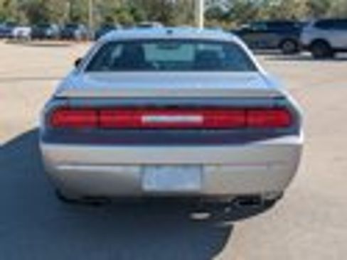 Used 2013 Dodge Challenger R/T Plus image 32