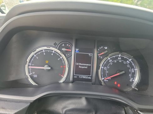 Used 2021 Toyota 4Runner TRD Off-Road Premium AWD/4WD image 21