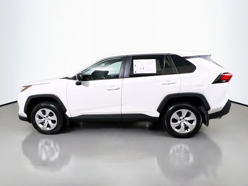 Used 2024 Toyota RAV4 LE image 9
