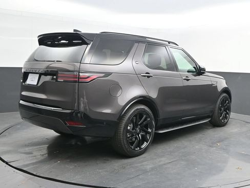 Used 2025 Land Rover Discovery Dynamic SE AWD/4WD image 7