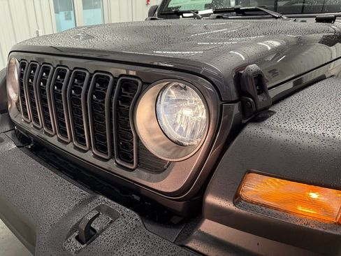 New 2026 Jeep Wrangler Unlimited Sport AWD/4WD image 22