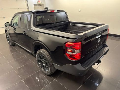 New 2026 Ford Maverick Lariat w/ Black Appearance Package AWD/4WD image 4