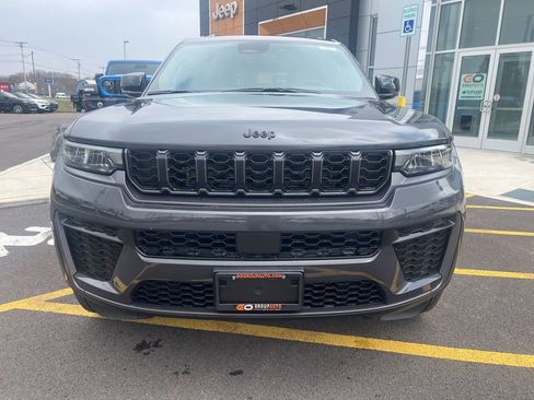 New 2026 Jeep Grand Cherokee L 4WD image 6
