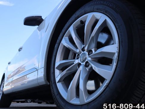 Used 2018 Audi Q7 3.0T Premium Plus image 10