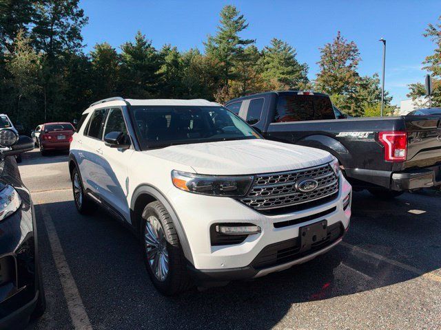 Used 2023 Ford Explorer Limited w/ Limited Technology Package AWD/4WD image 3