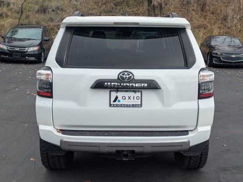 Used 2024 Toyota 4Runner TRD Off-Road image 5