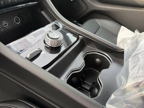 New 2025 Jeep Grand Cherokee Limited image 15