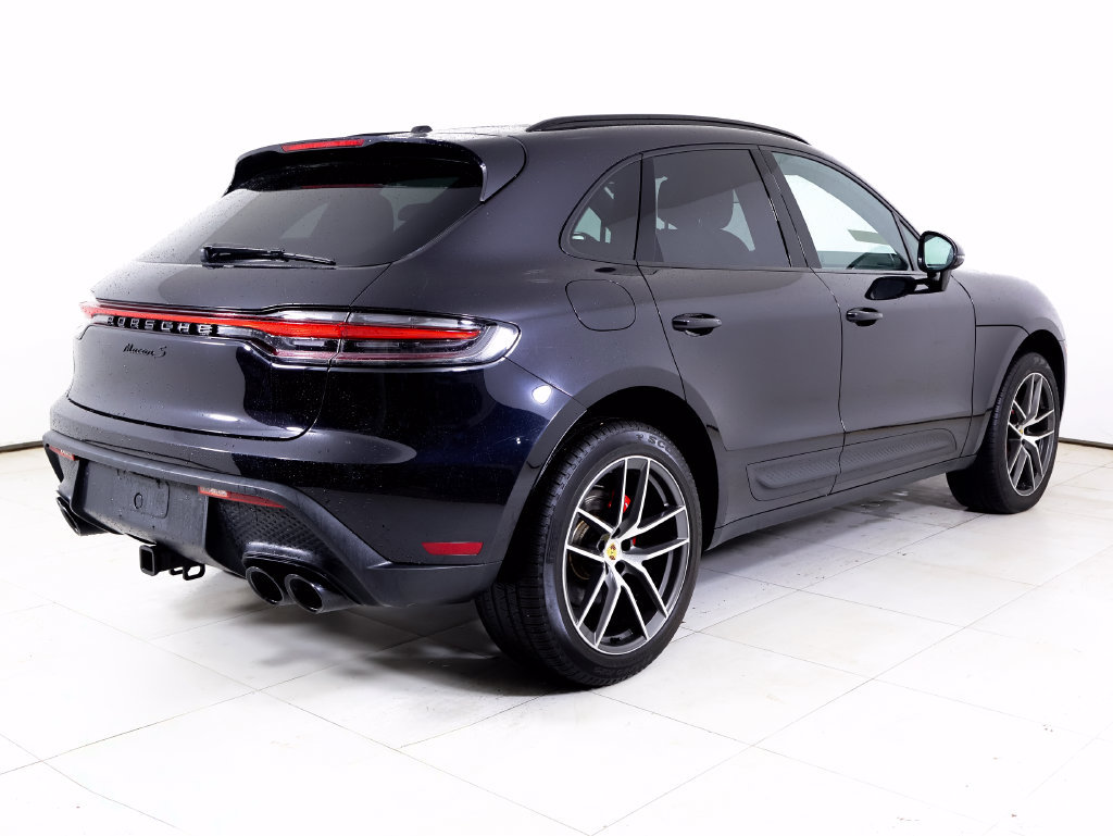 Certified 2025 Porsche Macan S w/ Premium Package Plus AWD/4WD image 30