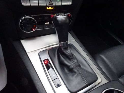 Used 2013 Mercedes-Benz C 300 Sport image 16