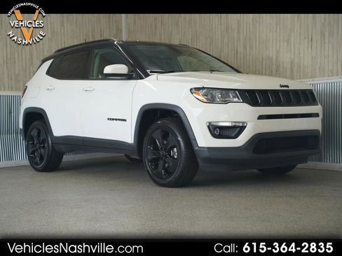 Used 2019 Jeep Compass Latitude AWD/4WD image 1