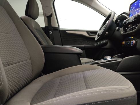 Used 2022 Ford Escape SE FWD image 21