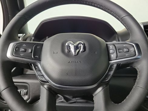 Used 2025 RAM 1500 Big Horn AWD/4WD image 15