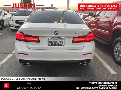 Used 2021 BMW 530e w/ Parking Assistance Package RWD image 5
