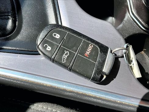 Certified 2016 Dodge Challenger SXT image 26