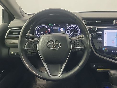 Used 2019 Toyota Camry XLE w/ Navigation Package image 19