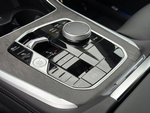 New 2026 BMW X5 sDrive40i w/ Premium Package image 24