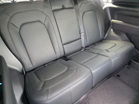 New 2026 Land Rover Defender 90 X-Dynamic SE AWD/4WD image 5