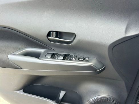 Certified 2025 Nissan Kicks Play S FWD image 11
