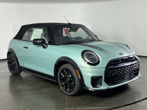 Used 2026 MINI Cooper S image 5