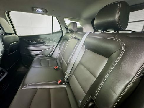 Used 2023 GMC Terrain SLT AWD/4WD image 28
