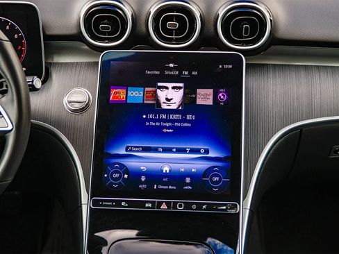 Used 2025 Mercedes-Benz C 300 4MATIC Sedan image 13