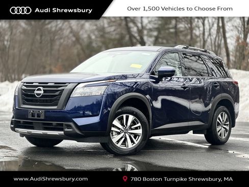 Used 2025 Nissan Pathfinder SL w/ Cargo Package image 1