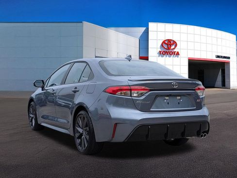 Used 2026 Toyota Corolla SE w/ SE Package FWD image 12