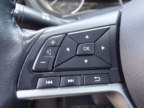 Used 2022 Nissan Sentra SV image 18