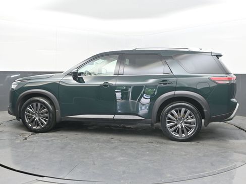 Used 2022 Nissan Pathfinder SL w/ SL Premium Package AWD/4WD image 5