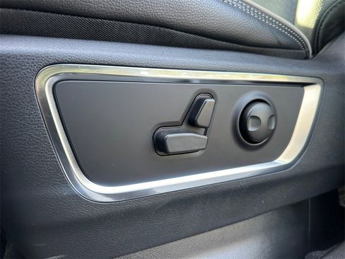 New 2026 RAM 1500 Laramie w/ Night Edition image 31