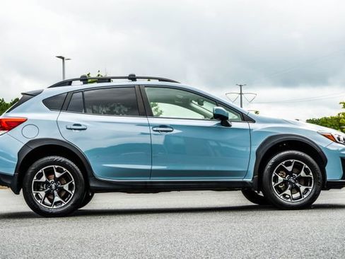 Used 2020 Subaru Crosstrek 2.0i Premium w/ Moonroof Package 2 AWD/4WD image 6