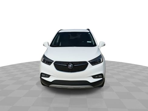 Certified 2019 Buick Encore Essence FWD image 3