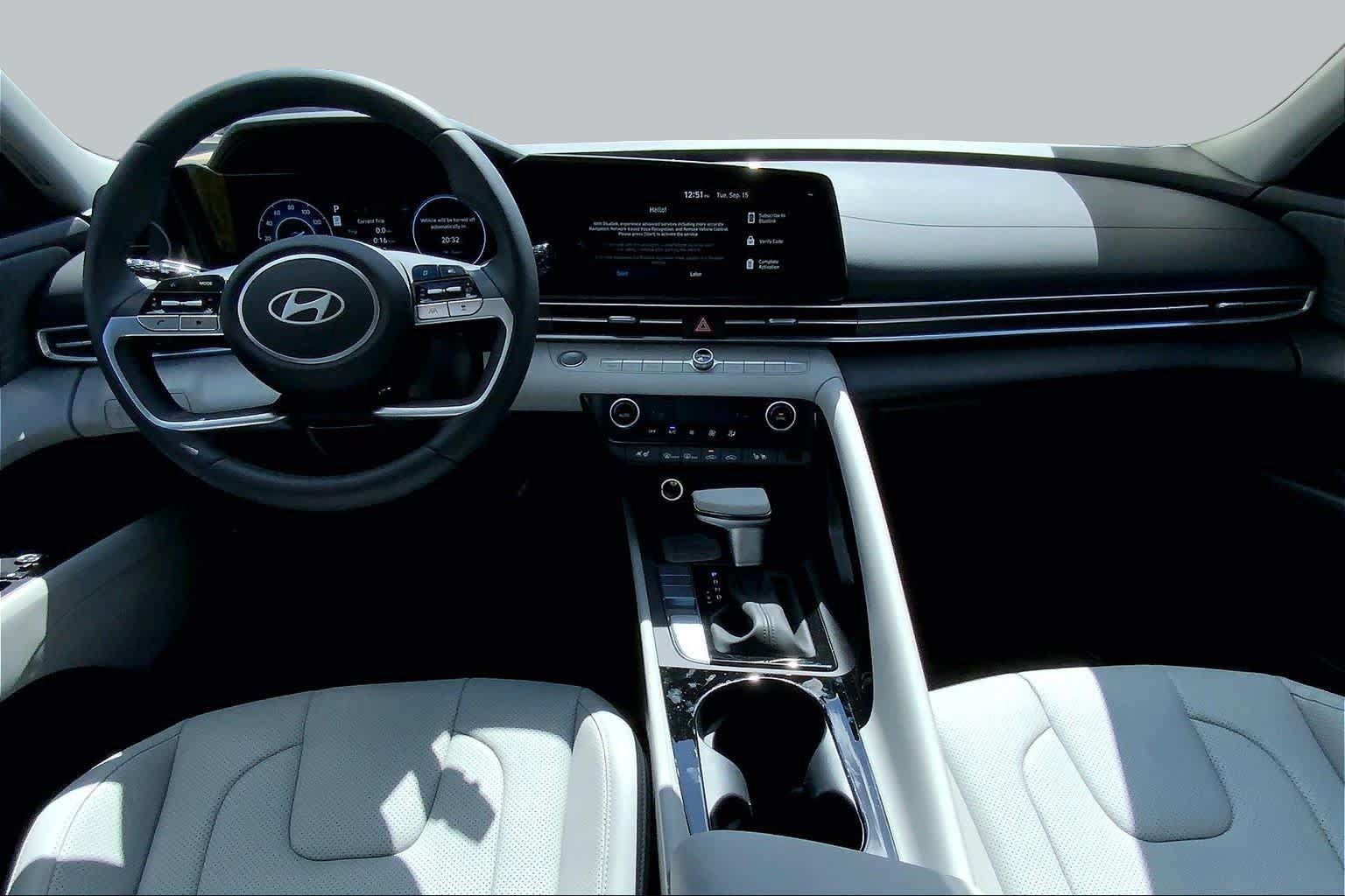 New 2026 Hyundai Elantra Limited FWD image 5