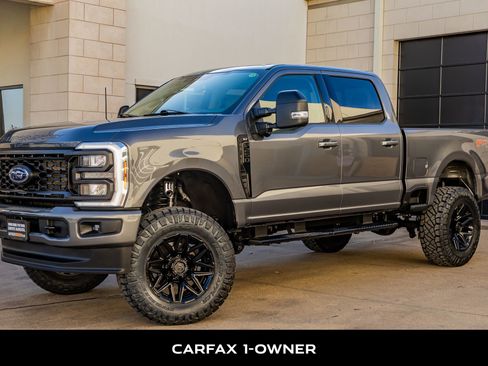 Used 2024 Ford F250 XLT w/ XLT Premium Package image 5