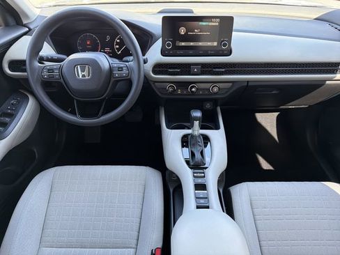 Used 2023 Honda HR-V LX image 4