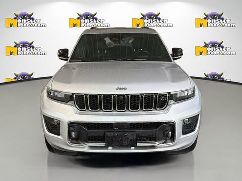 Used 2021 Jeep Grand Cherokee L Overland w/ Advanced Protech Group III image 2