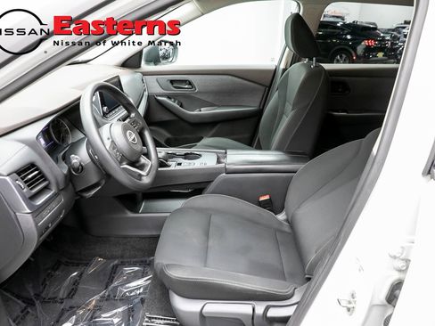 Used 2023 Nissan Rogue S FWD image 15