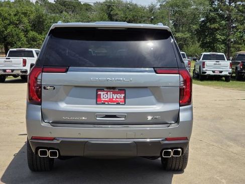 New 2026 GMC Yukon Denali Ultimate AWD/4WD image 6