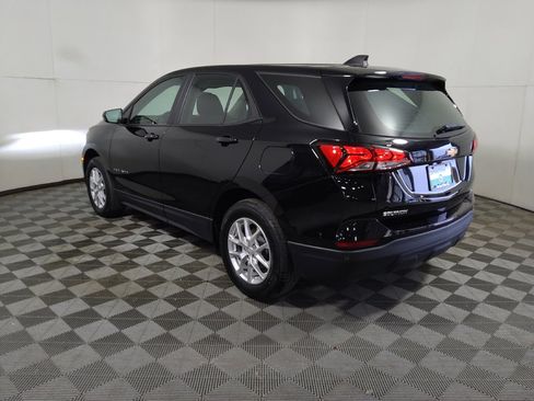 Used 2024 Chevrolet Equinox LS w/ Driver Confidence II Package AWD/4WD image 5