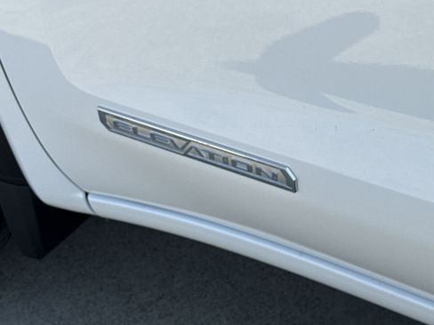 New 2026 GMC Sierra 1500 Elevation image 33