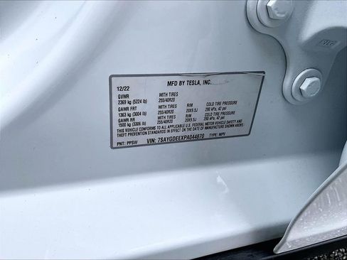 Used 2023 Tesla Model Y Long Range image 26