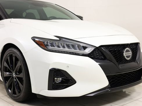 Used 2021 Nissan Maxima SR w/ Sport Mat Group image 38