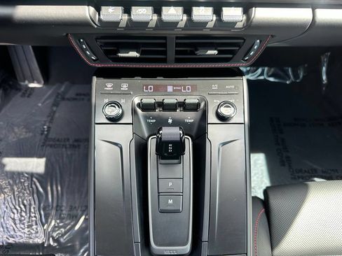 Certified 2025 Porsche 911 Carrera GTS RWD image 33
