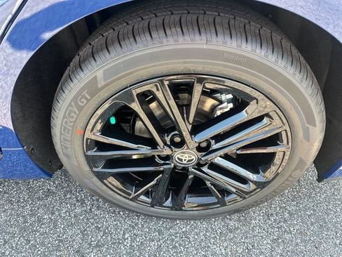 New 2026 Toyota Camry SE FWD image 9