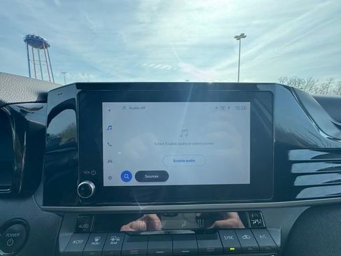 Used 2025 Toyota Camry LE image 18